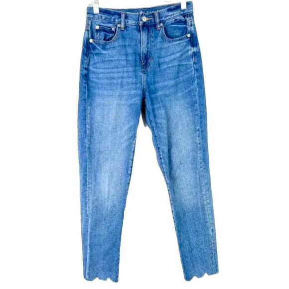 American Eagle Mom Jeans Size 00 or W24 - Picture 2 of 5